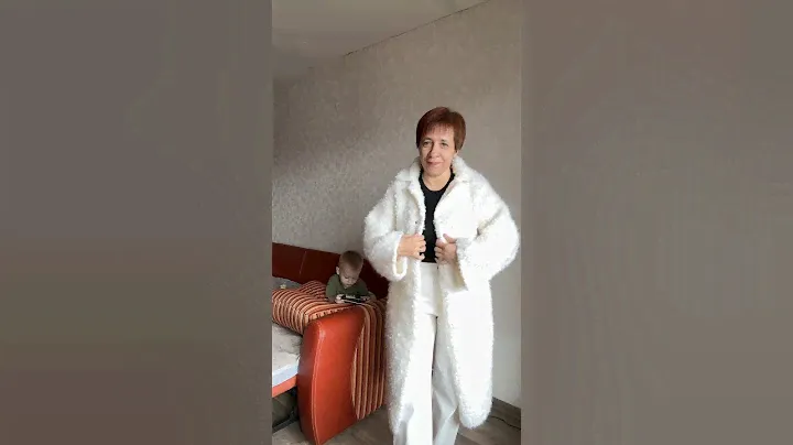 МАСТЕР-КЛАСС на это пальто, Снежная Королева в ТГ 1 тысяча.Для заказа пишите ватсап 8-977-356-11-43